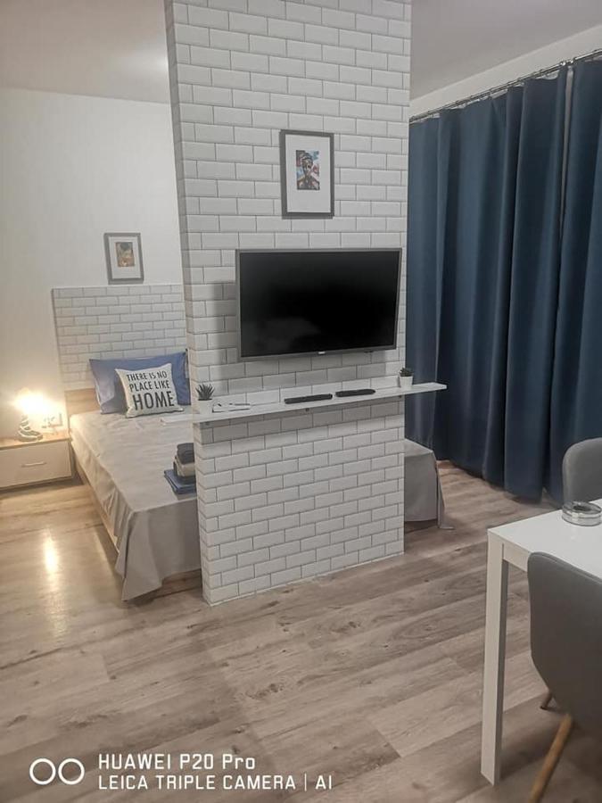 Breezy Studio 5 فارنا المظهر الخارجي الصورة